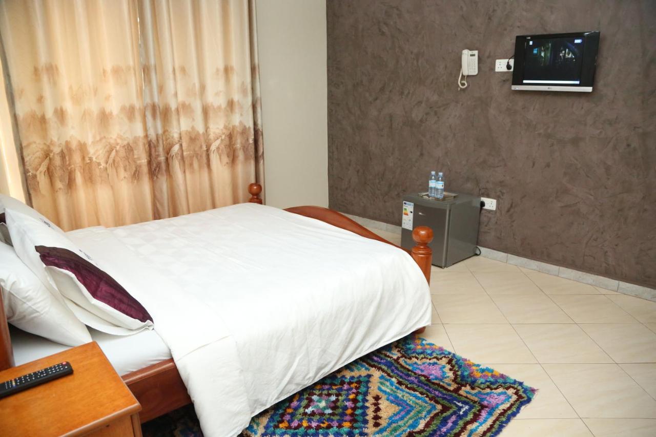 Harts Motel Kampala Zewnętrze zdjęcie