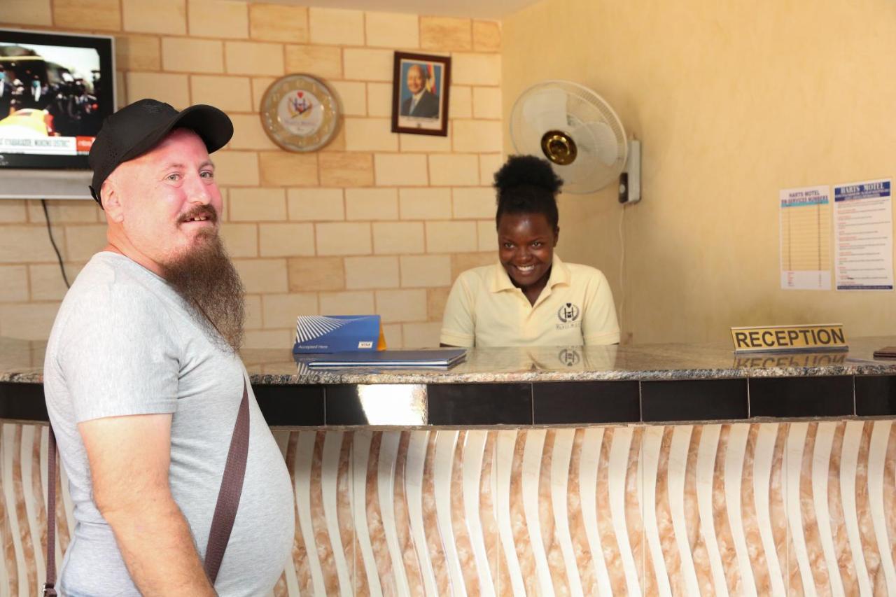 Harts Motel Kampala Zewnętrze zdjęcie