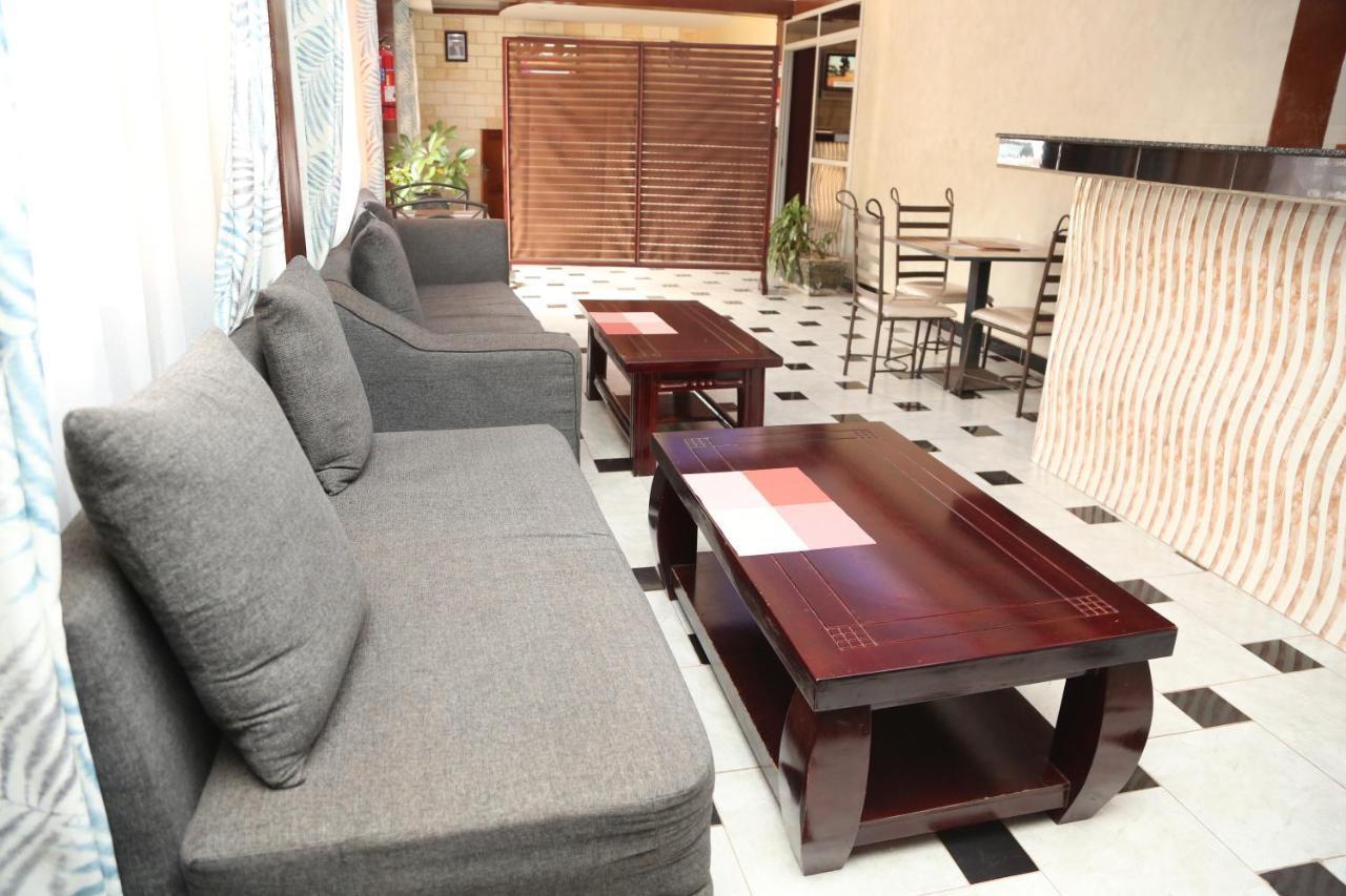 Harts Motel Kampala Zewnętrze zdjęcie